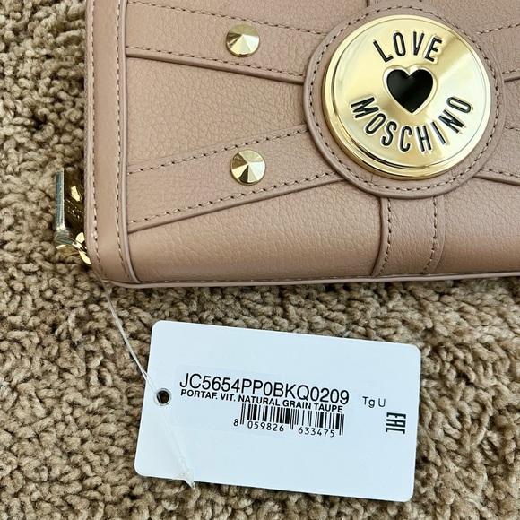 LOVE MOSCHINO genuine leather beige nude full size zipper wallet - Picture 5 of 9
